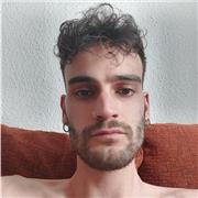 Soy un ingeniero mecanico estudiante un master y tengo experiencia como profesor sustituto de matematicas y fisica